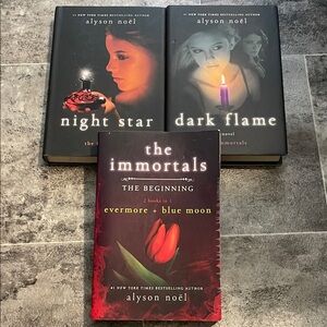 Alyson Noel The Immrortals new your best selling Author books / novels